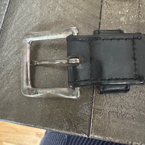 LEVIS Vintage Made In USA Black Leather/Silver Buckle Belt Style 3710 - Picture 6 of 10